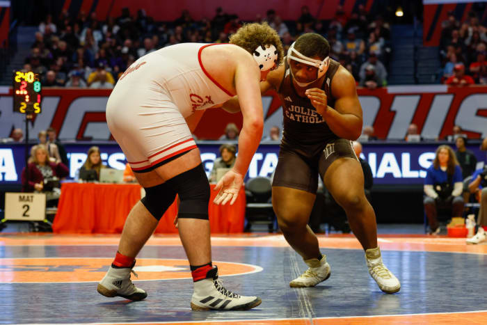 Illinois state wrestling championships February 18 2023 Nate Latsch 15386